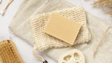 HOW TO CLEAN YOUR SOAP SOCKS + EXFOLIATING GLOVES